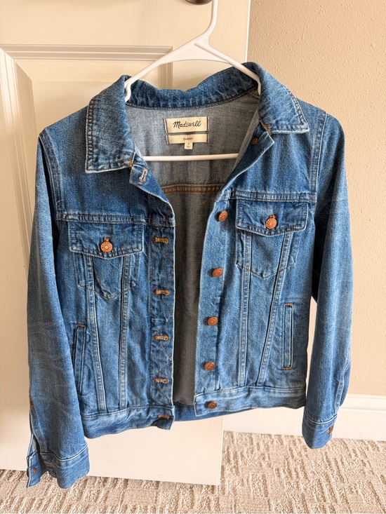 Madewell Jackets & Blazers - Madewell Medium Blue Denim Trucker Jacket
